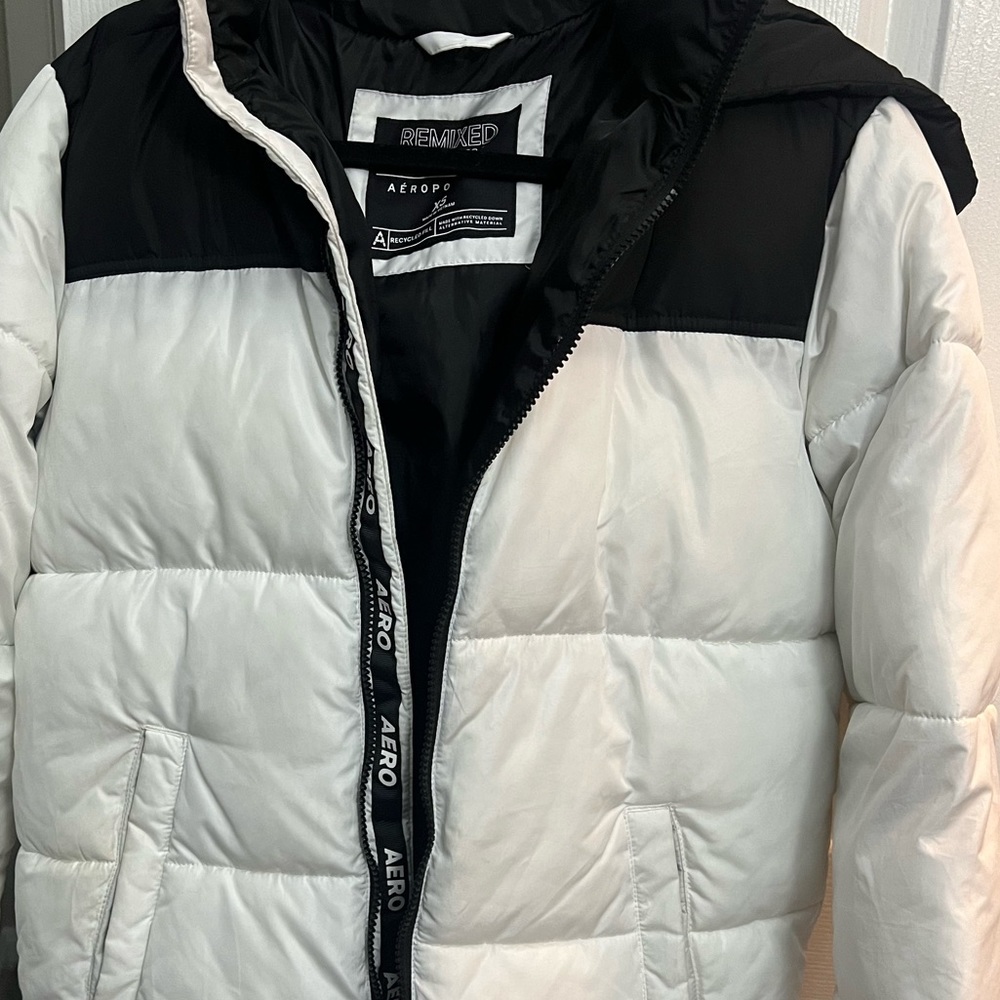 Aeropostale white puffer jacket